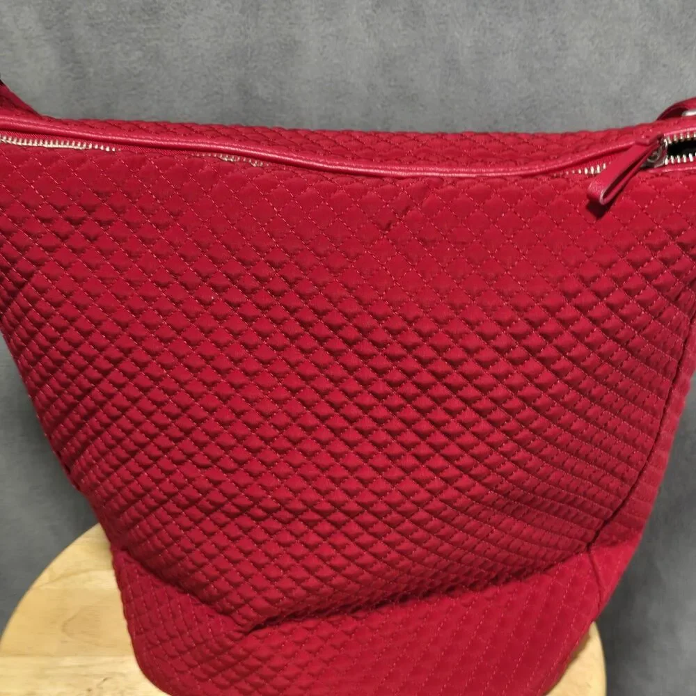 Vera Bradley‎ Hobo Shoulder Bag Purse  True Red Quilted Side Pocket 14x12x6